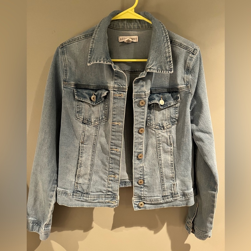 Artisan Ny Women's Classic Blue Jean Jacket size large